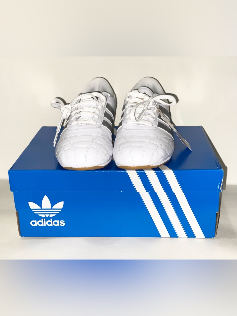 Adidas Taekwondo Lace Women’s Sneakers Cloud White/Silver Metallic Size 10.5